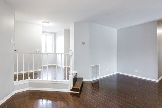 Photo - 1782 Gloucester Ct Unidad B