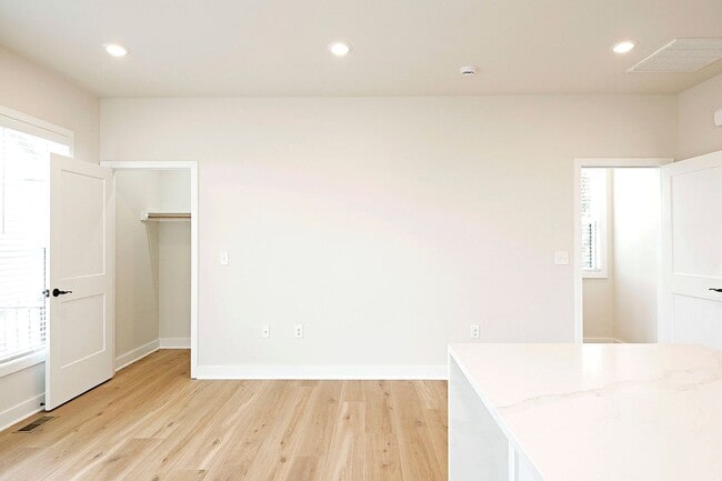 Photo - A Rare Find In Belmont - Brand New Apartme... Unit Belmont Ave 919 #A