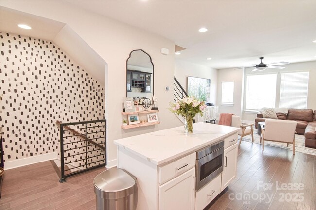 Photo - 2130 Bryant Park Dr