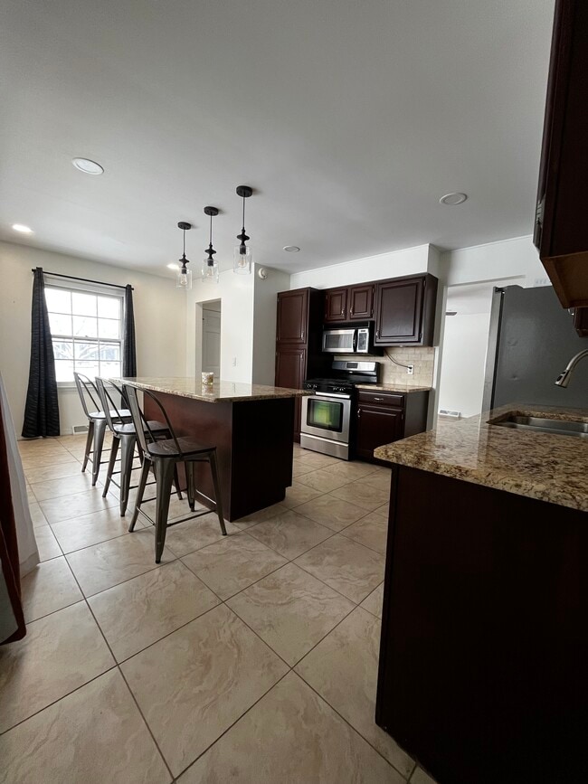 Photo - 3 Old Post Rd