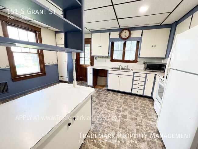 Photo - 151 S Grant St