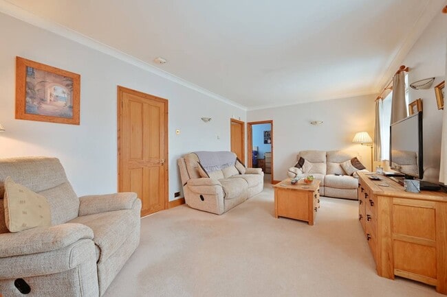 Building Photo - 6408 Berwickshire Way