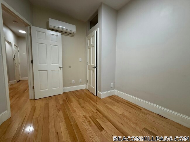 Photo - 51 Joy St Unit 1R