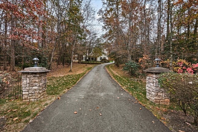 Photo - **Charming 3-Bedroom Rambler on 3 Acres in...