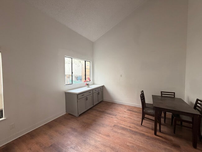 Photo - 3424 Natomas Park