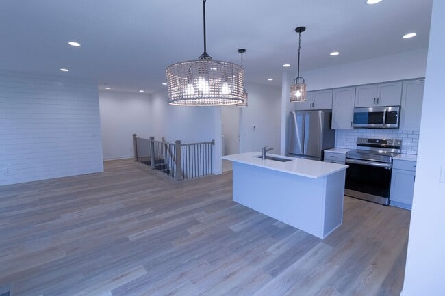 Photo - 19638 W 200th St