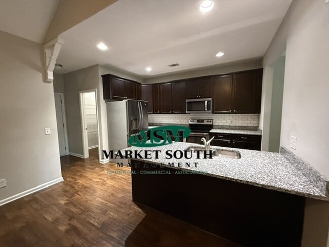 Photo - BEAUTIFUL WAVERLY HOME! AVAILABLE JULY 1- APPOINTMENT NEEDED TO VIEW