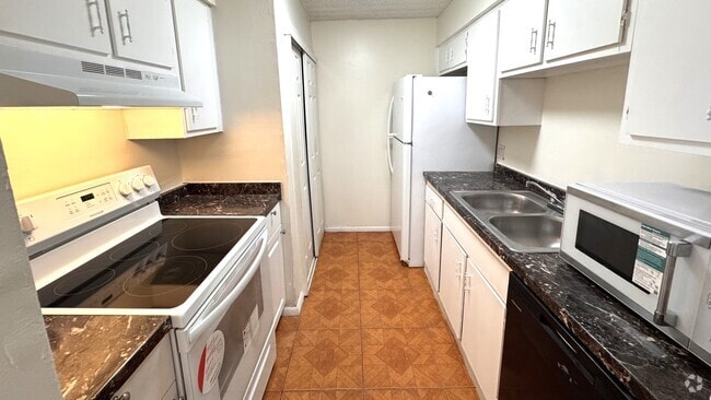 Building Photo - 5504 Pokeweed Ct Rental