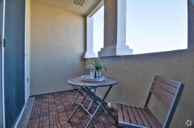 Building Photo - EXCLUSIVE UNIT IN MISSION TERRACE Rental