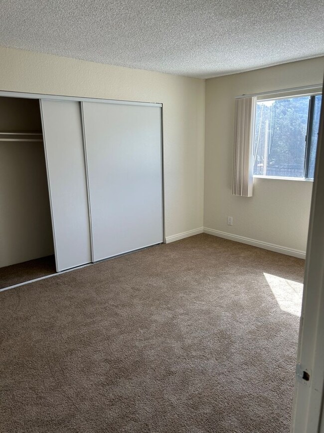 Photo - 6810 Foothill Blvd Tujunga