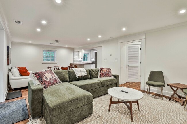 Photo - 410 Thornton Ln Unidad Basement