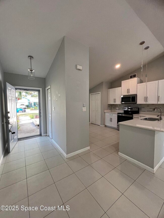 Photo - 440 River Grove Ct