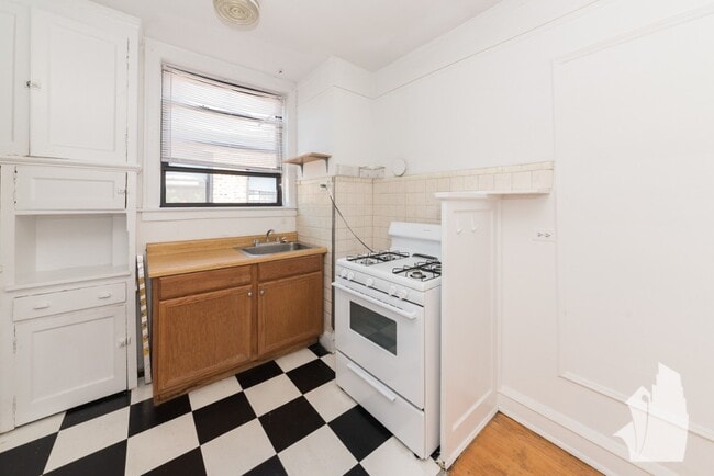 Photo - 1940 W Wilson Ave Unit 3I