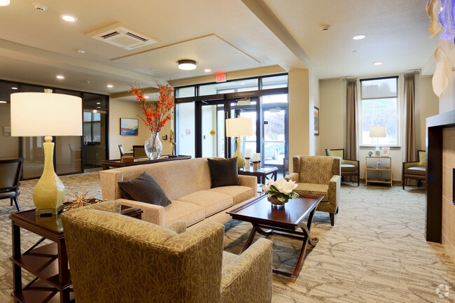 Vestíbulo - The Lofts - Active Retirement Living