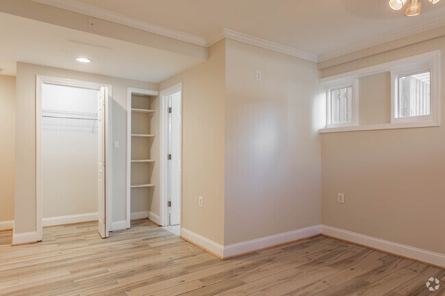 Photo - Chevy Chase Tower