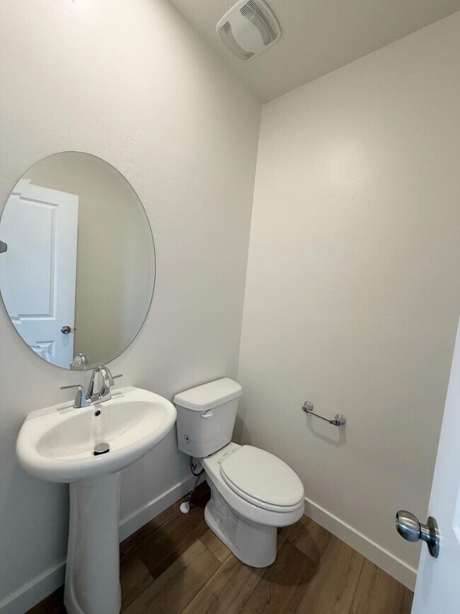 Photo - 502 S 1140 W