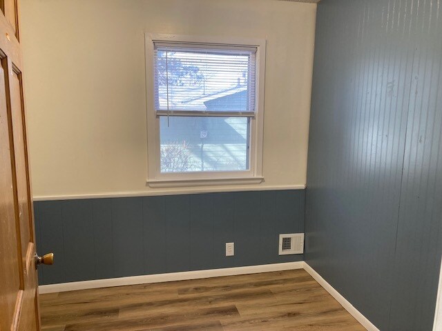 Photo - 215 E 32nd St