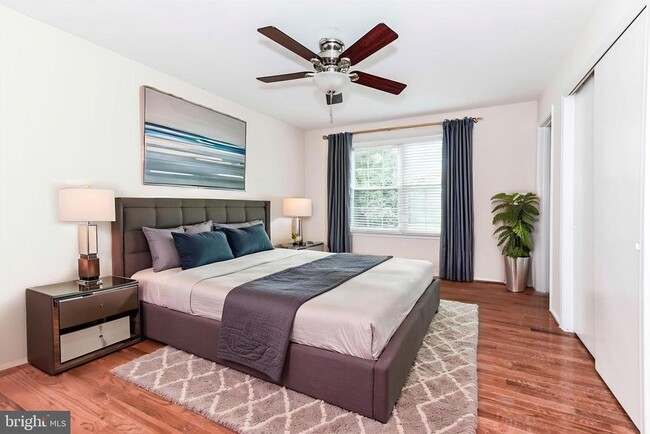 Photo - 10135 Forest Hill Cir