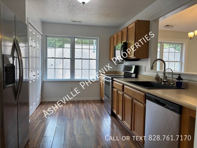 Photo - 73 Creeks End Cir