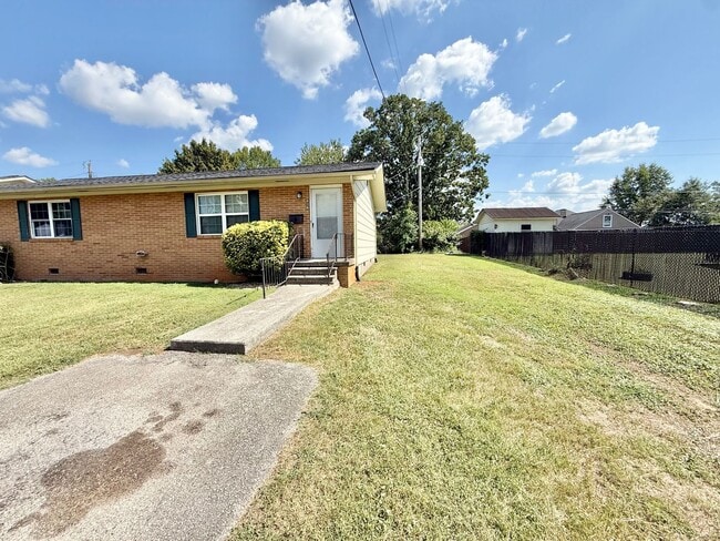 Photo - 838 Cherry St