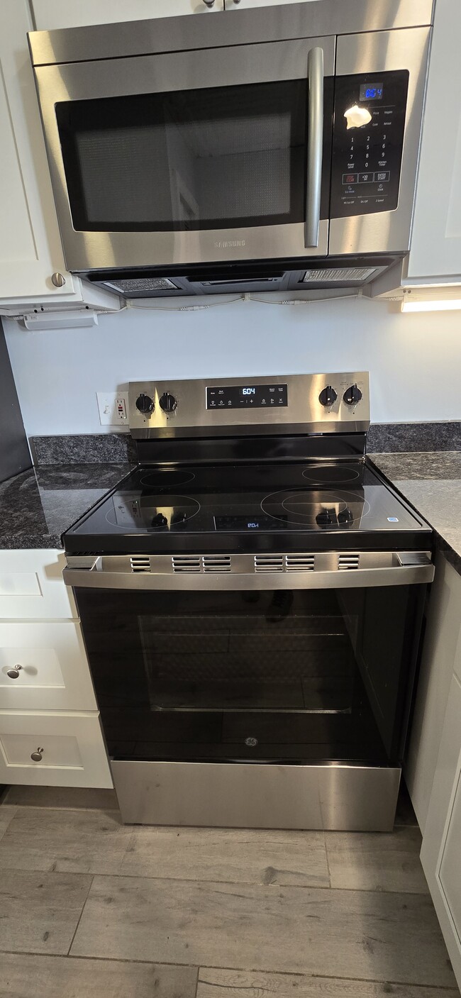 Photo - 2315 E Westmoreland St Unit 1