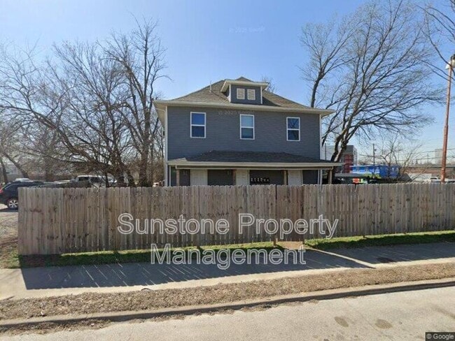 Photo - 1306 E 2nd St S Unit Apt 3