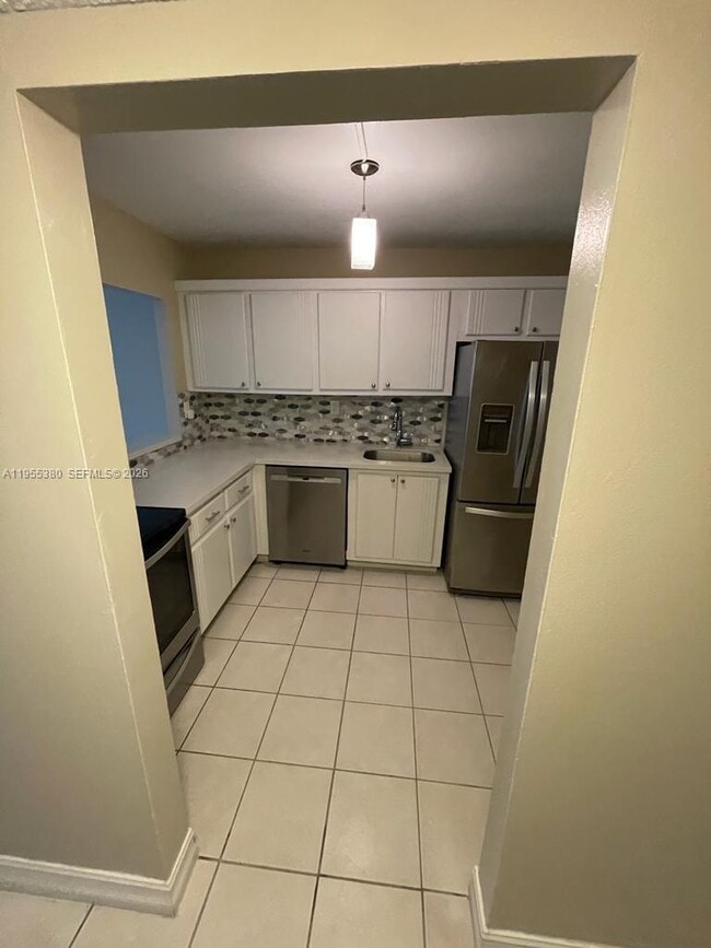 Photo - 1000 Parkview Dr Unidad 1016