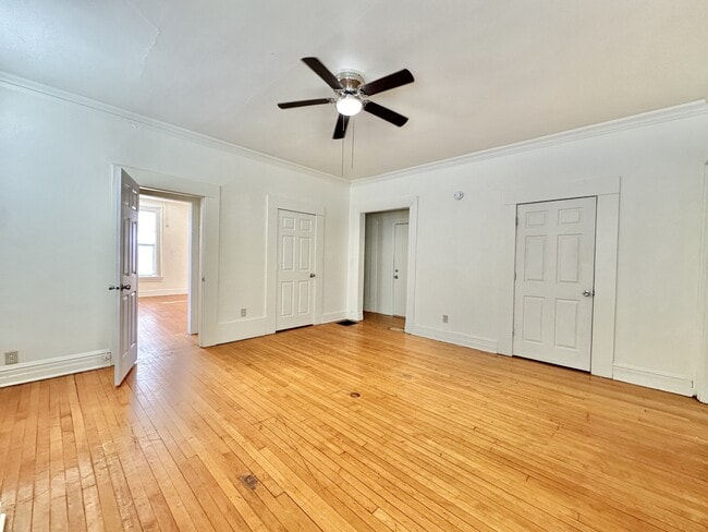 Photo - 255 S Jackson St Unidad 4