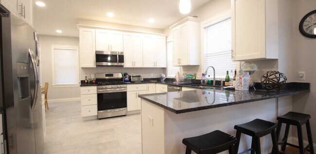 Photo - 91 Verndale St Condo Unit 1