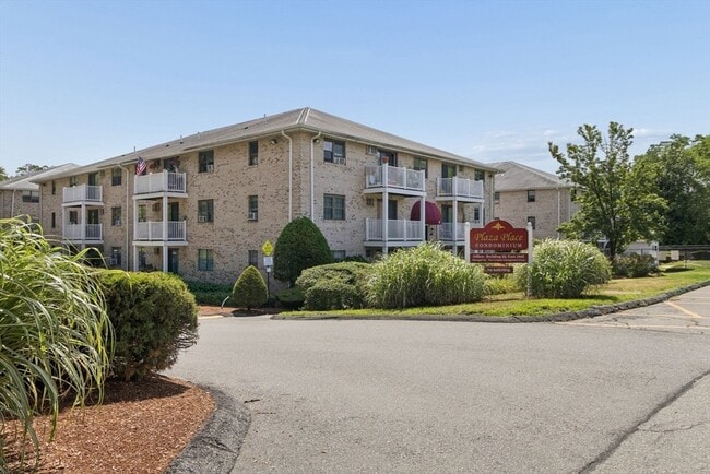 Building Photo - 8 Kenmar Dr Unit 60