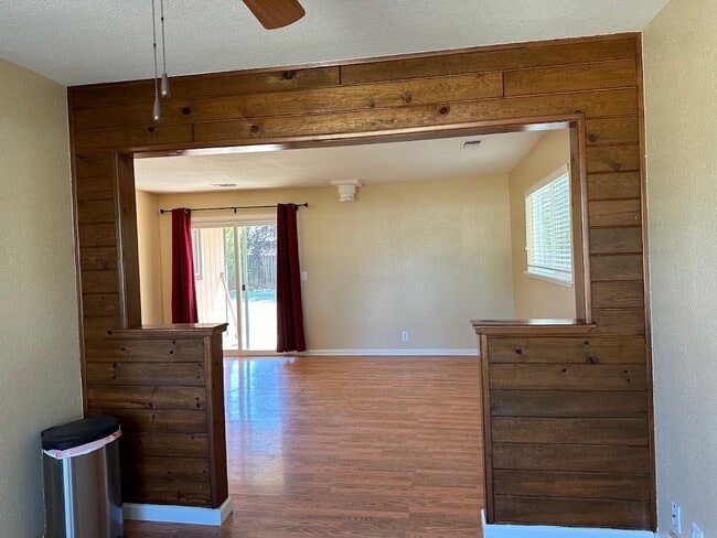 Photo - Well maintained home in desireable Cottonwood neighborhood.