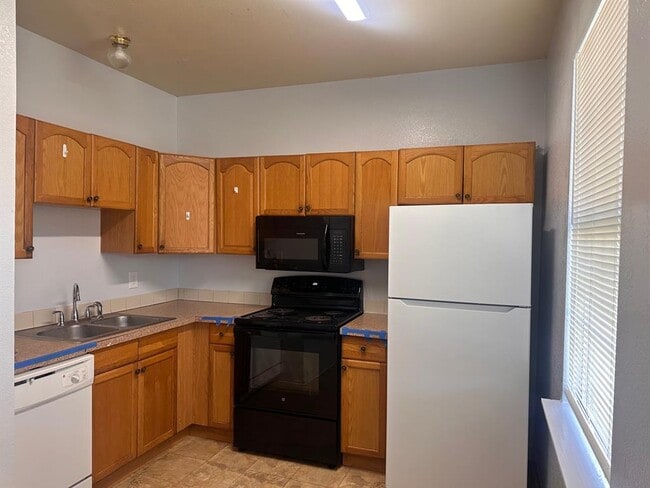 Photo - 251 Zimmerman Ave
