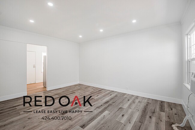 Photo - 2417 W Vernon Ave Unit 2421 1/2