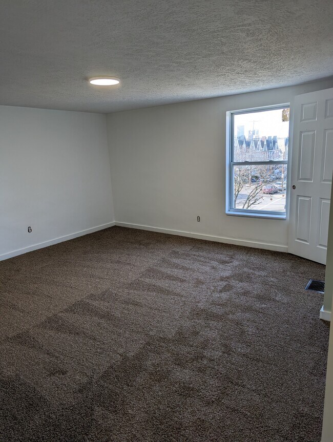 Photo - 3205 Parkview Ave