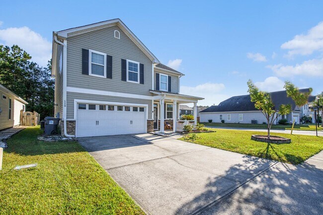 Photo - 520 Crossland Dr