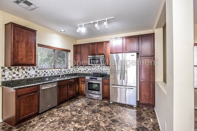 Photo - 1161 E Boston St