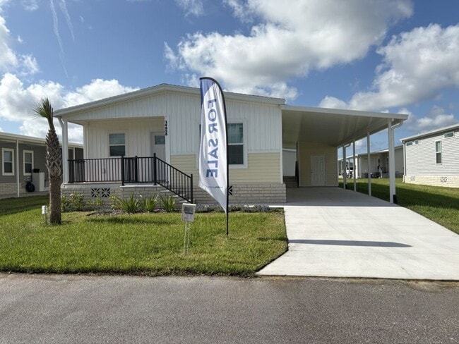 Photo - 34858 Minnow Ln