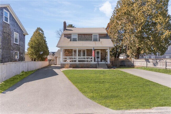 Photo - 193 Coggeshall Ave