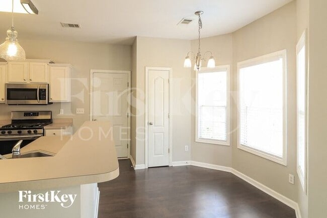 Photo - 14 N Beckman Ct