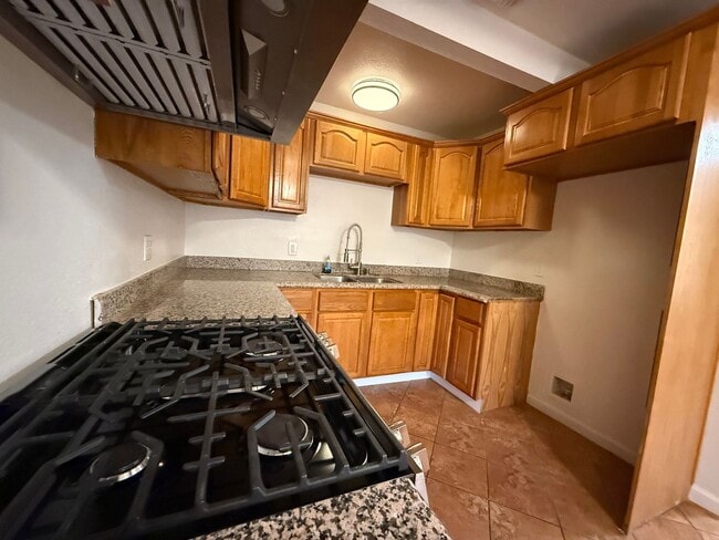 Photo - 2313 Manchester St