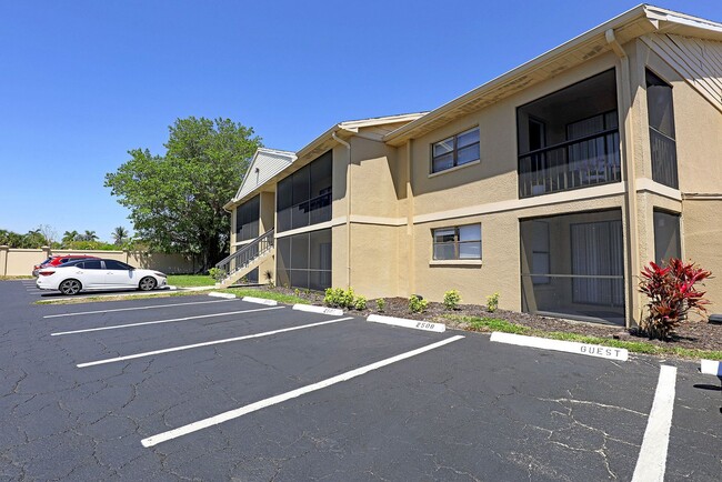 Building Photo - Mystic Gardens 5325-2508 Unit 5325 Summerlin Rd 2508 Fort Myers, FL 33919