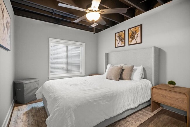 Photo - 2273 E 100th St