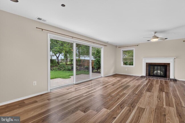 Photo - 4214 Penner Ln