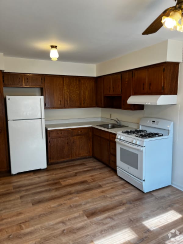 Building Photo - 1668 US-9 Rental