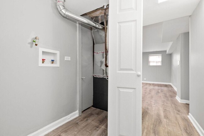 Photo - Two Bedroom in Washington Park