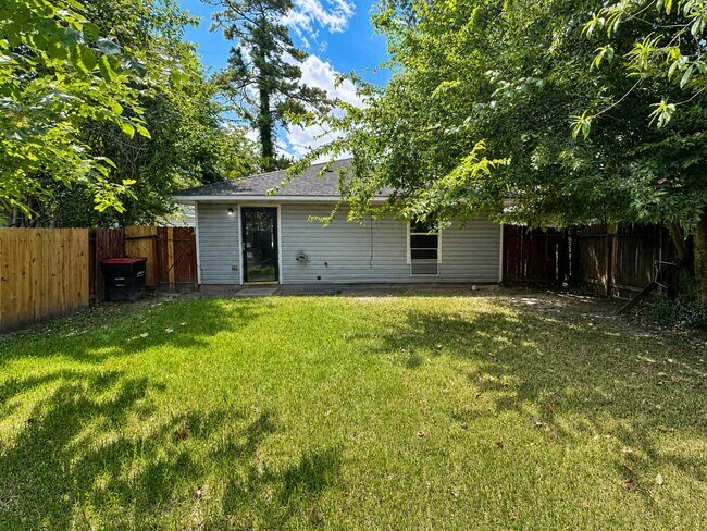 11919 Greenmesa Dr