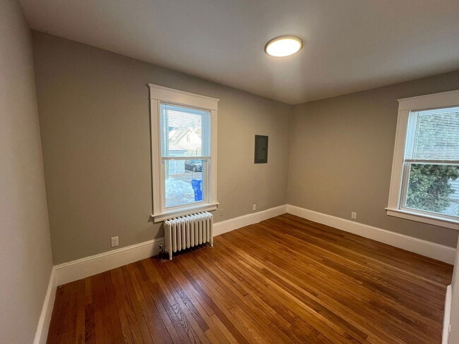 Photo - 54 Brook St Unit 5