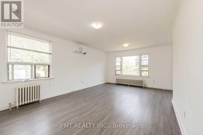 Photo - 58 Leyton Ave Unité 6