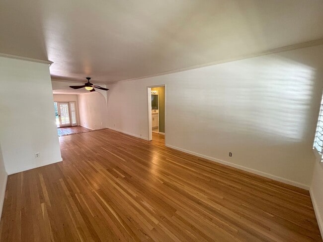 Photo - 2 Bedroom home located in Long Beach now available!