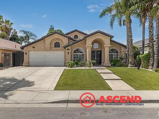 Photo - Stunning 4 Bedroom Home Off Brimhall Rd!